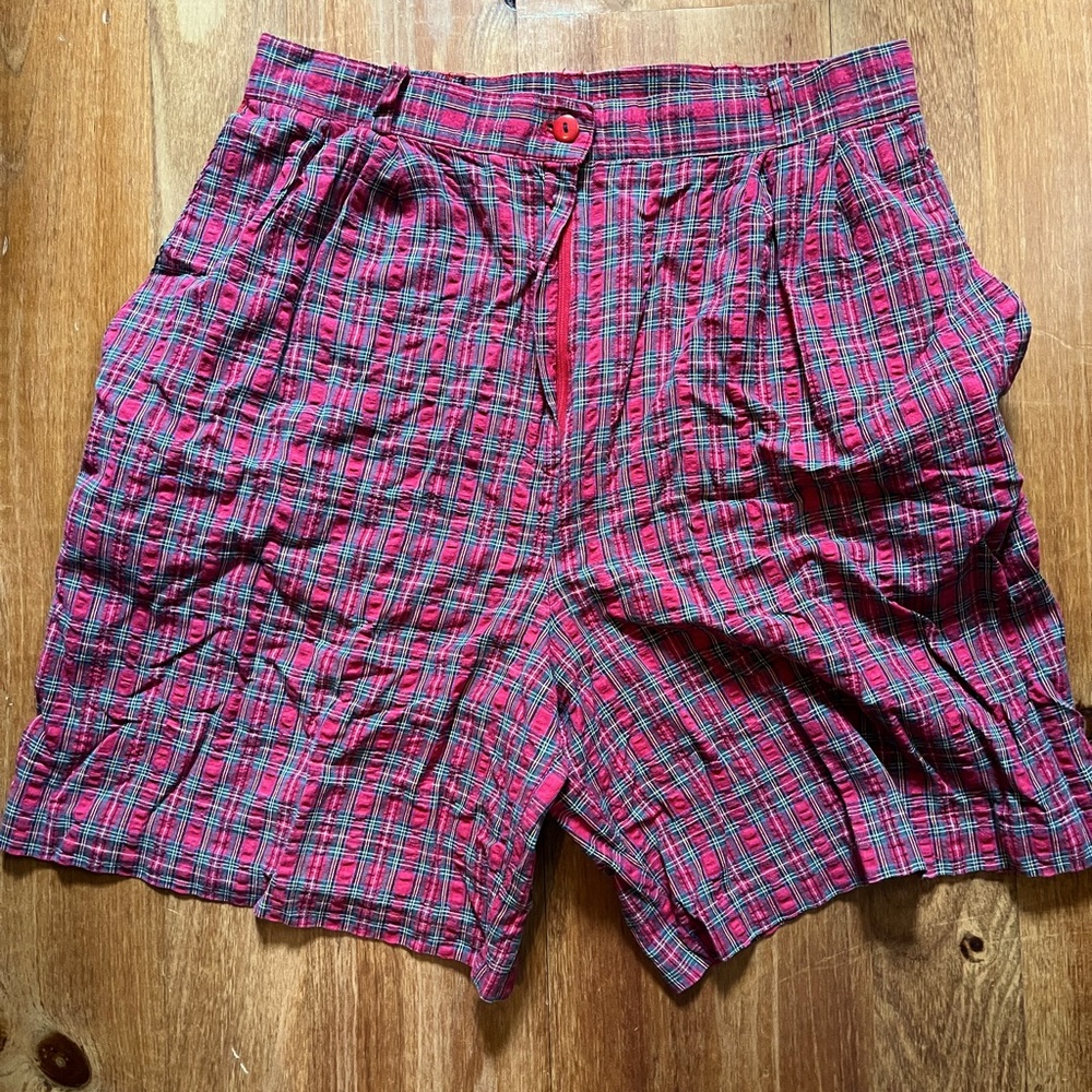 Vintage 90’s retro pleated high waist shorts